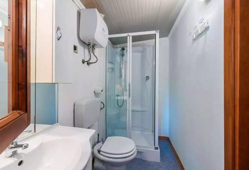 Hotelli Camping Marina