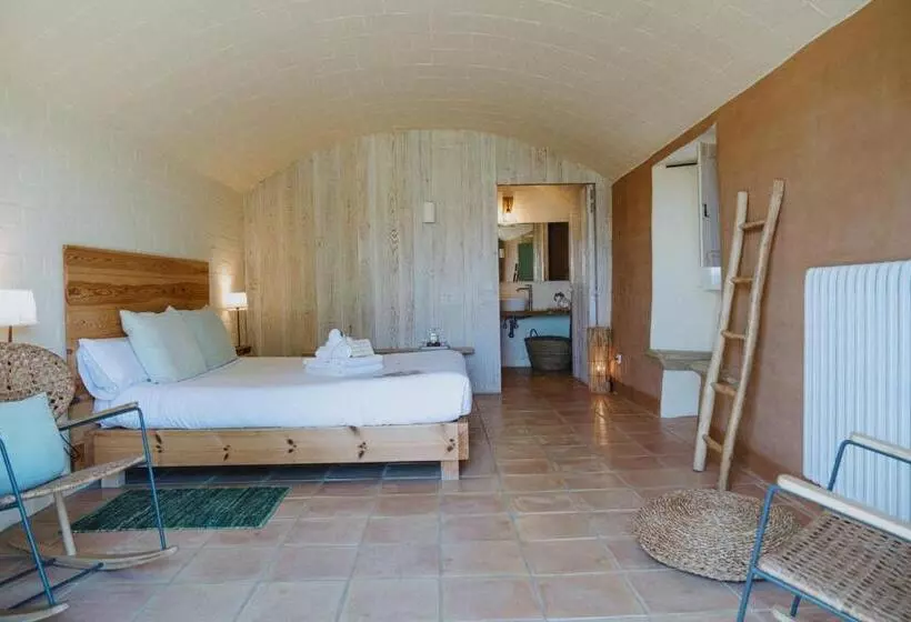 Hotelli Ecoturisme Can Buch