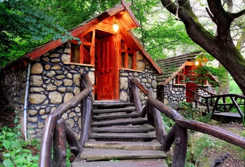 هتل Getahovit Resort