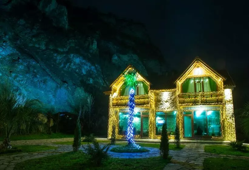 هتل Getahovit Resort