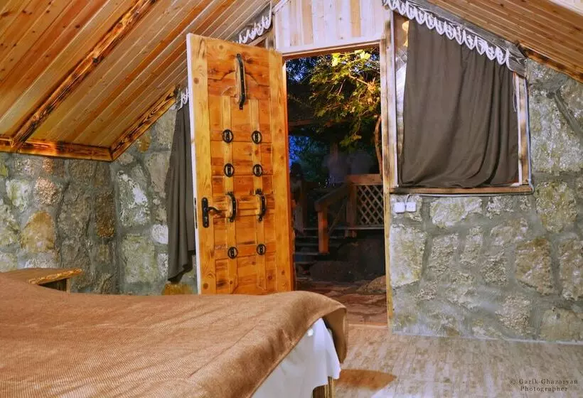 هتل Getahovit Resort