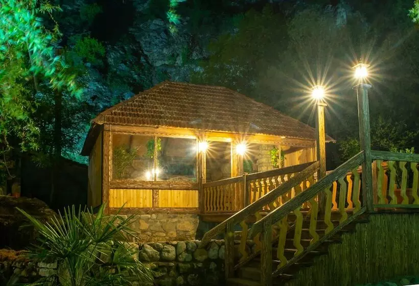 هتل Getahovit Resort