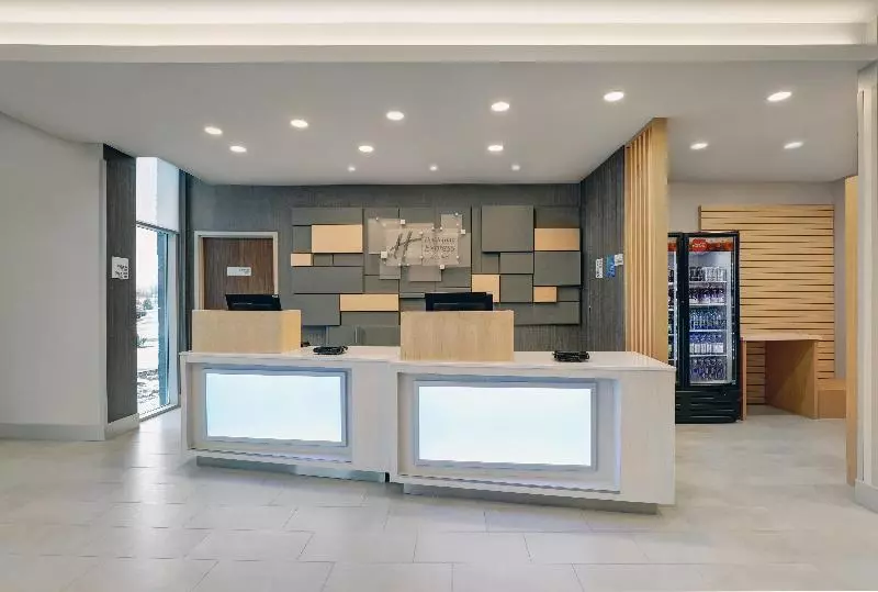 ホテル Holiday Inn Express & Suites Collingwood