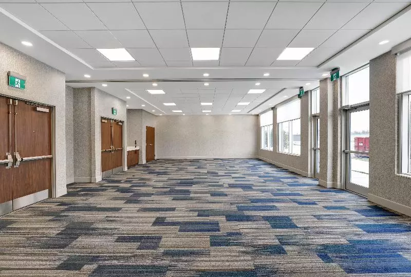 ホテル Holiday Inn Express & Suites Collingwood
