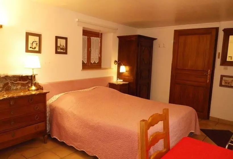 Maaseutuhotelli Les Cabanes De Labrousse