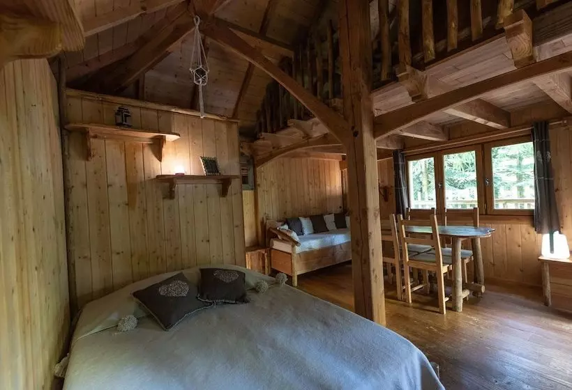 Maaseutuhotelli Les Cabanes De Labrousse