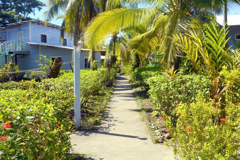 Hotel Cosmic Crab Resort