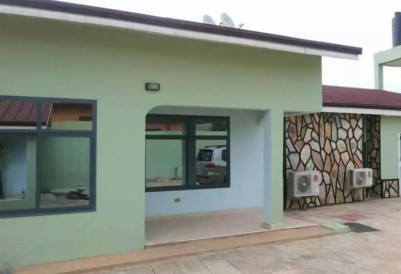 Hotelli Huford  Lodge