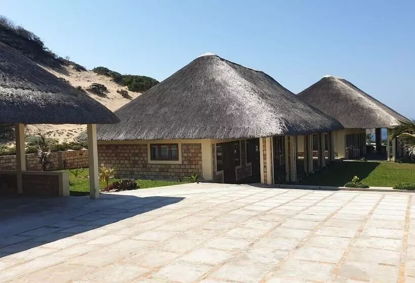 هتل Oyster Bay Estate