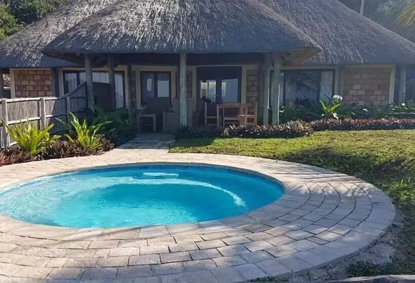 هتل Oyster Bay Estate