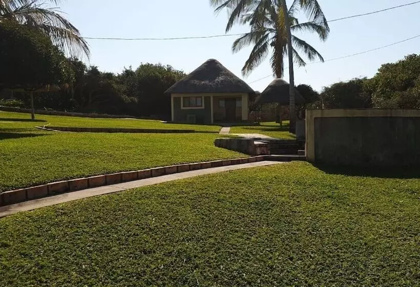 هتل Oyster Bay Estate