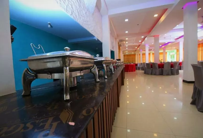 هتل Beach Villa Polhena