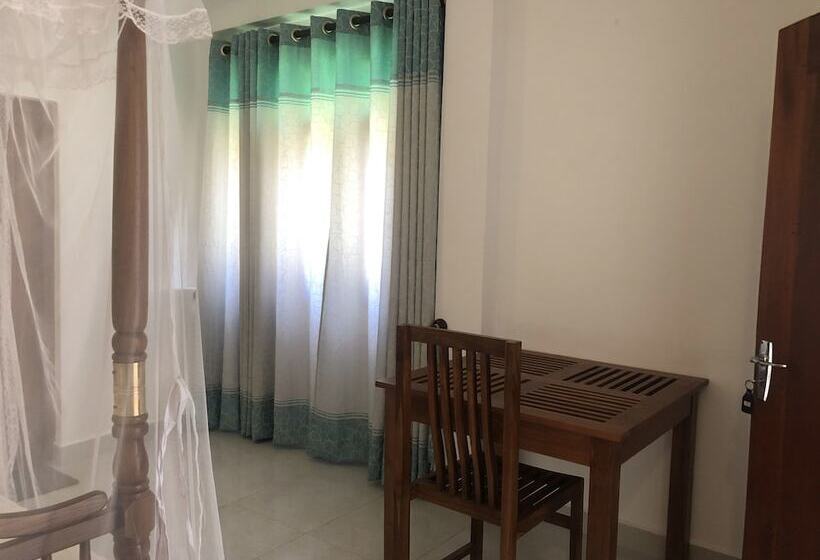 فندق The Retreat