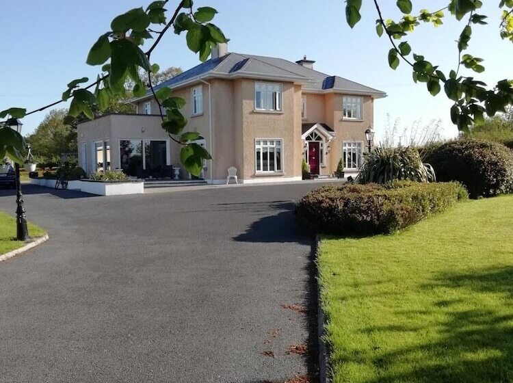 Tig Na Coille B&b Country House