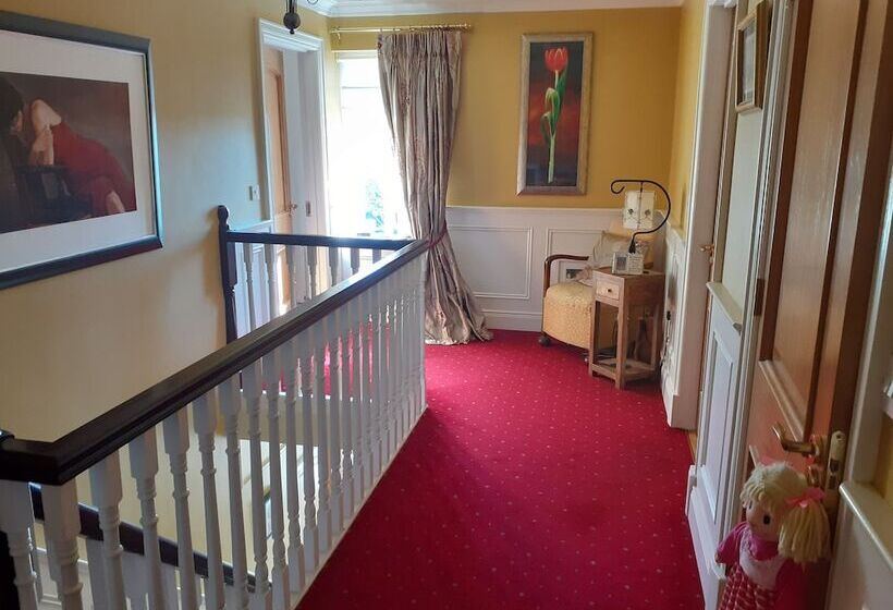 Tig Na Coille B&b Country House