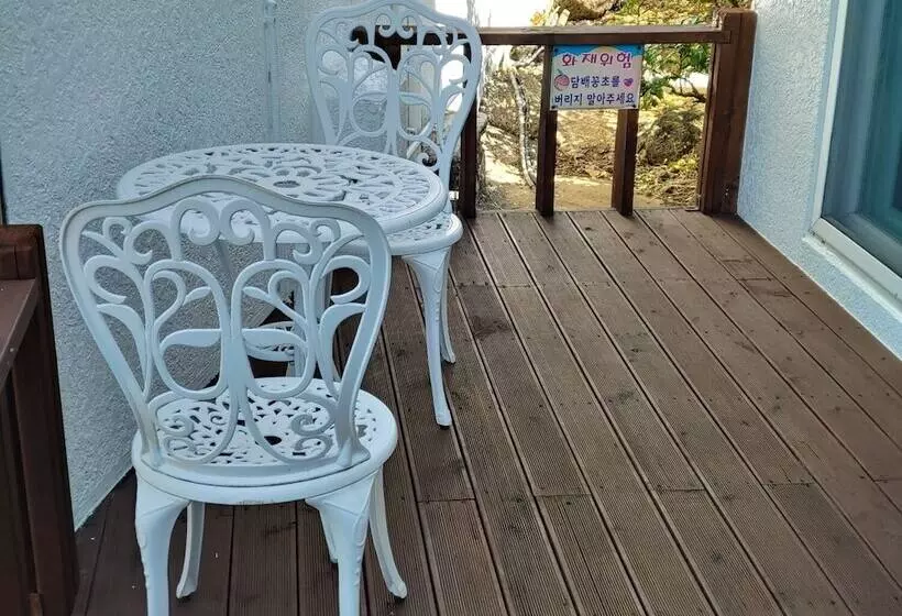 ホテル Gyulhouse Pension