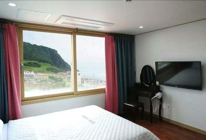 ホテル Seongsanpo Love