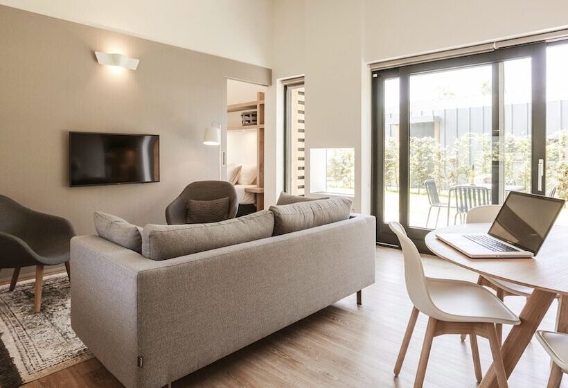 בית מלון כפרי Suitelodges Gooilanden