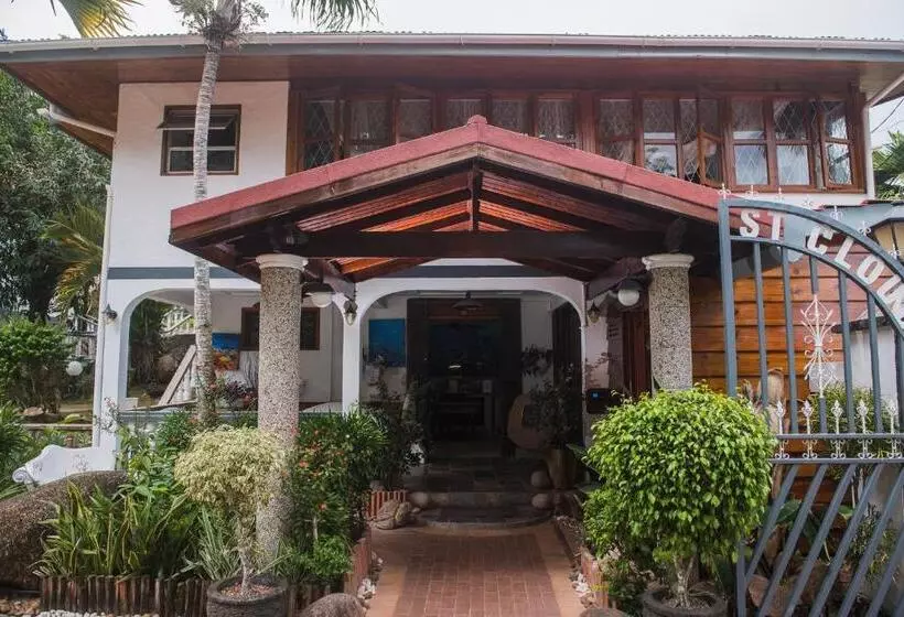 هتل Chateau St Cloud