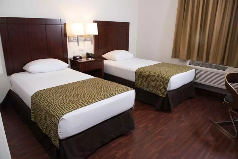 هتل Gh Guaparo Inn