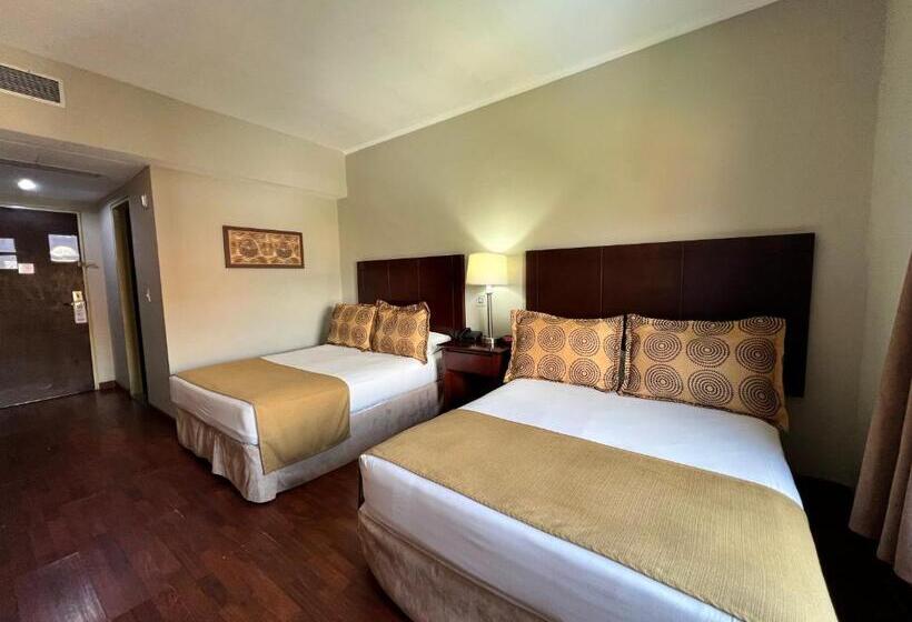 هتل Gh Guaparo Inn