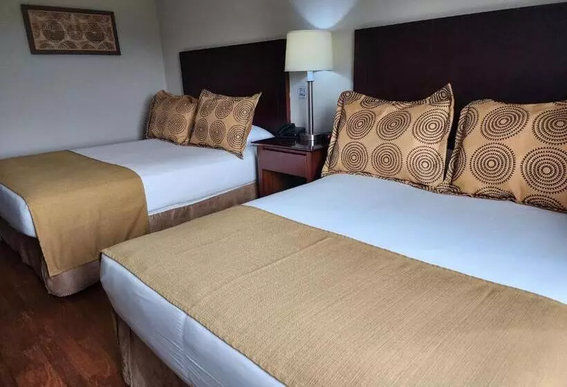 هتل Gh Guaparo Inn