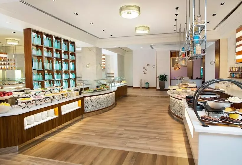 هتل Harborside Resort & Vacation Rentals At Atlantis