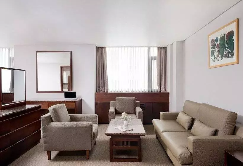 New Seoul Hotel Myeongdong