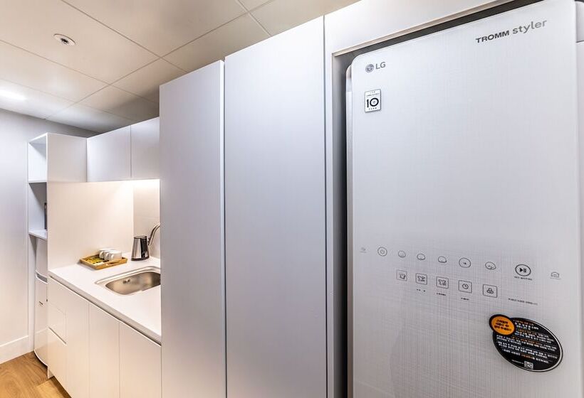 New Seoul Hotel Myeongdong