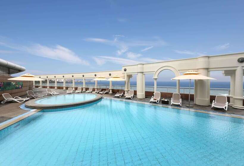 Hotel Ramada Plaza By Wyndham Jeju Ocean Front