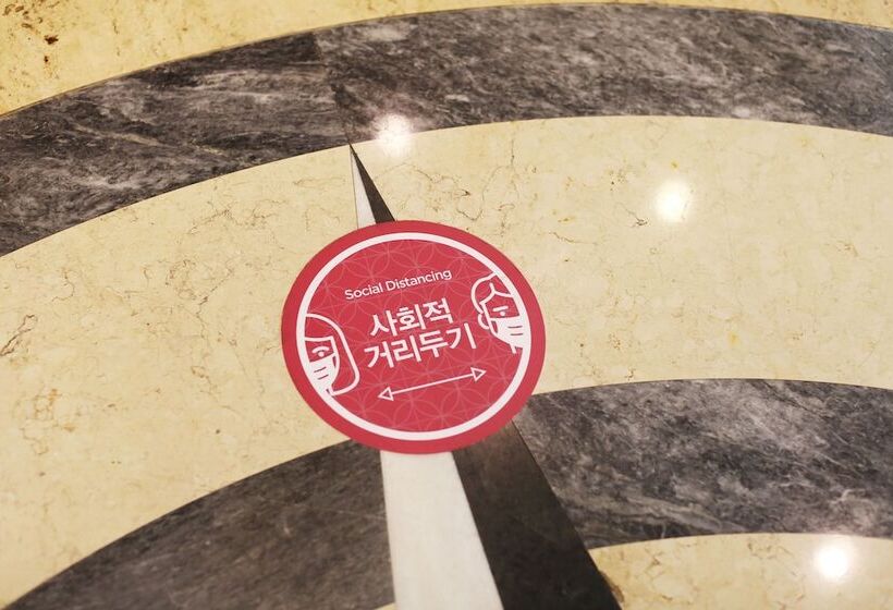 Hotel Ramada Plaza By Wyndham Jeju Ocean Front