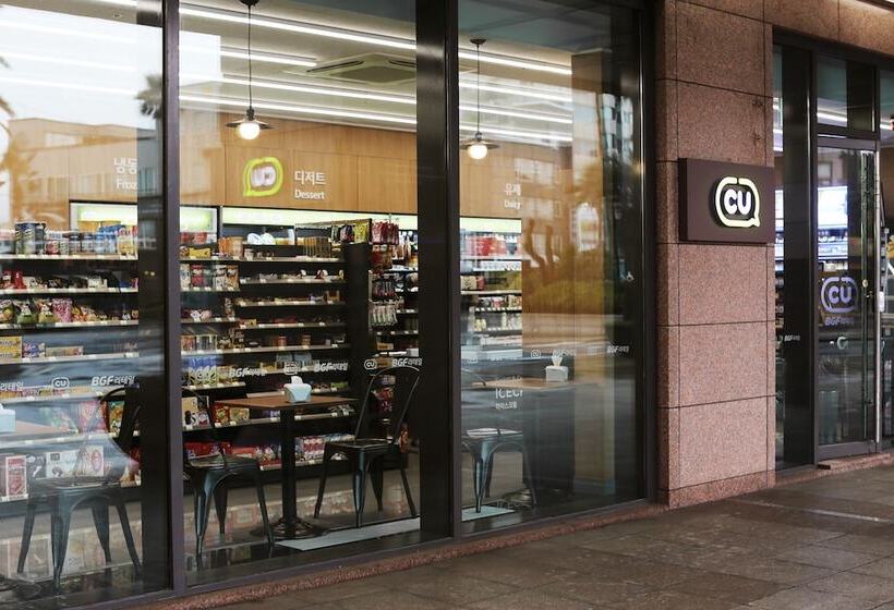 Hotel Ramada Plaza By Wyndham Jeju Ocean Front