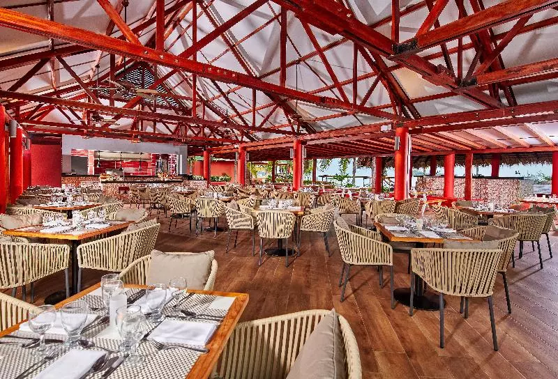 Grand Decameron Panama, A Trademark All Inclusive Resort