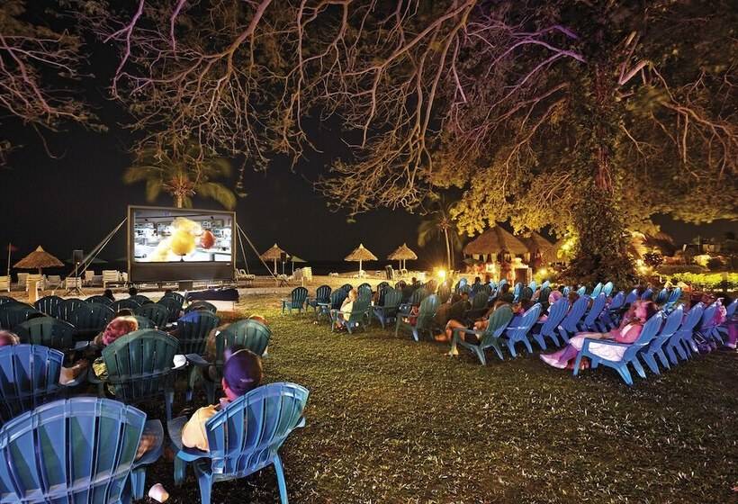 Grand Decameron Panama, A Trademark All Inclusive Resort