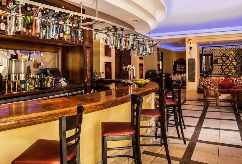 هتل Southern Sun Dar Es Salaam