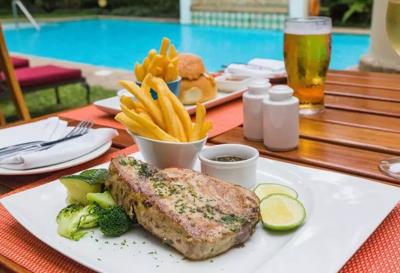 هتل Southern Sun Dar Es Salaam