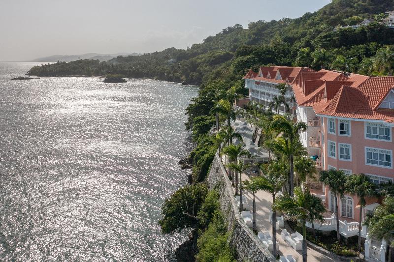 استراحتگاه Bahia Principe Grand Samana