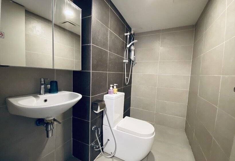 ホテル Chrisenbel Suites  Pinnacle Pj