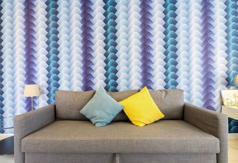 ホテル Chrisenbel Suites  Pinnacle Pj