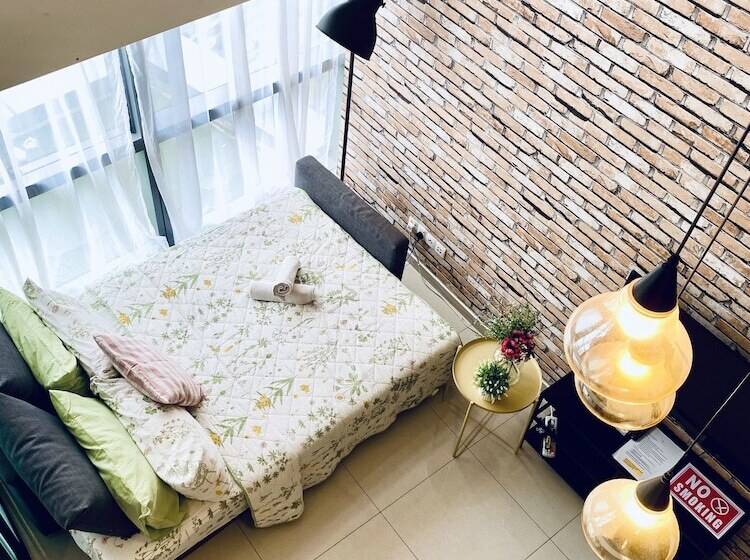 ホテル Chrisenbel Suites  Pinnacle Pj