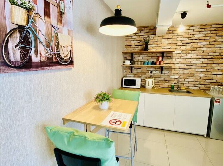 ホテル Chrisenbel Suites  Pinnacle Pj