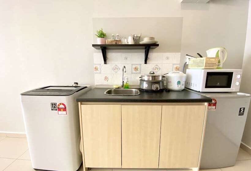 ホテル Chrisenbel Suites  Pinnacle Pj