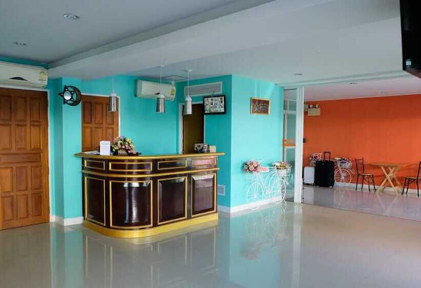 Hotel Raya Rawai Place