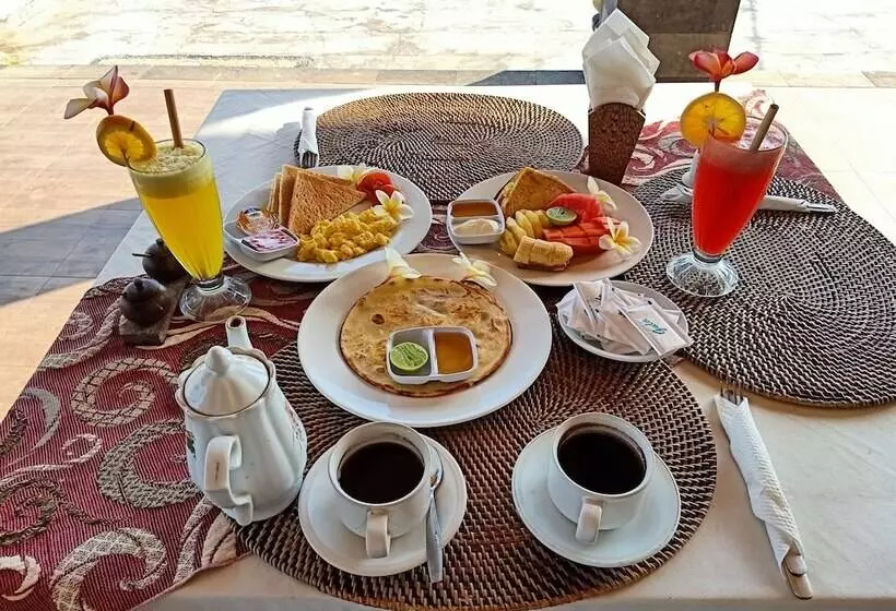 ホテル Bali Bhuana Villas