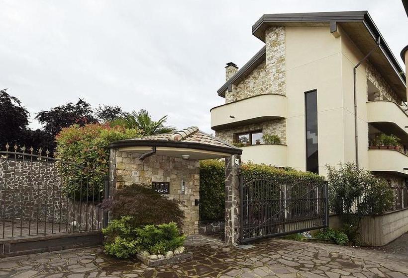 ベッドアンドブレックファースト Illuvia Affitto Camere