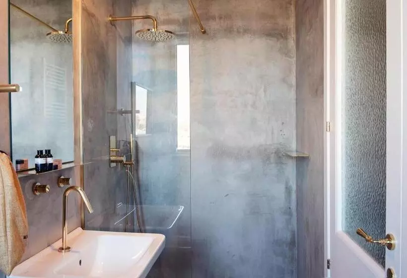 تختخواب و صبحانه Magnolia Boutique Rooms