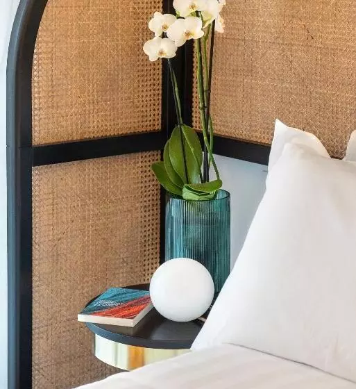 تختخواب و صبحانه Magnolia Boutique Rooms