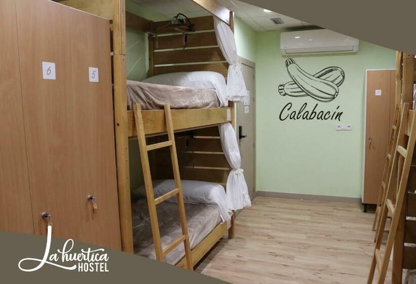 Hostel La Huertica