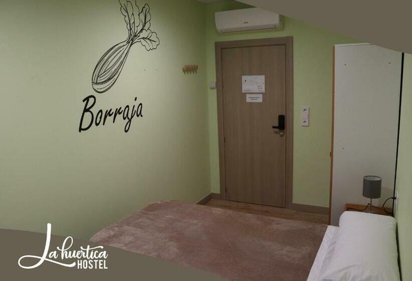 Hostel La Huertica
