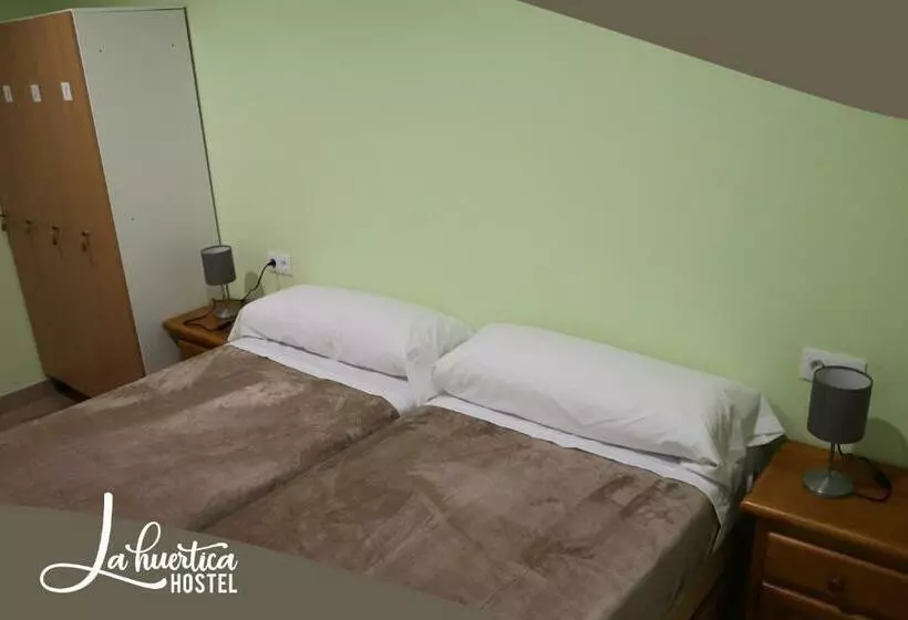 Hostel La Huertica
